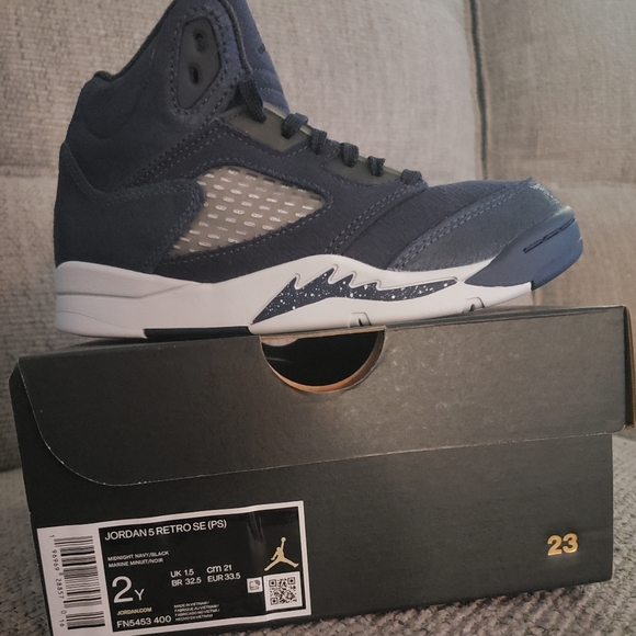 Retro Jordan 5 Navy Blue - Picture 2 of 4